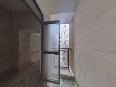 阳台-bWkL4Clz-0.jpg
