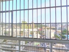 阳台-eYeRaJz4-0.jpg