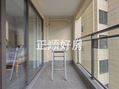 阳台-tIp9yham-0.jpg
