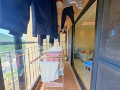 阳台-yyqTuCJA-0.jpg