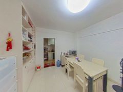 餐厅-uwWMoMFv-0.jpg
