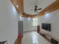 house_img
