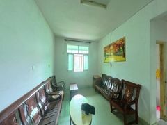 house_img