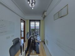 house_img