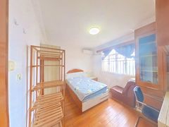 卧室-uaTJ7tHb-0.jpg