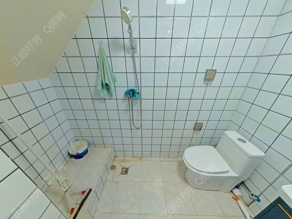 卫生间-0FwQdb8F-0.jpg