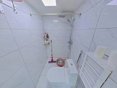 卫生间-3U05IWmi-0.jpg