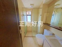 卫生间-FtydI3TF-0.jpg