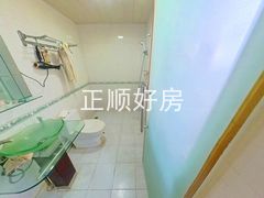 卫生间-IIpH6EYw-0.jpg