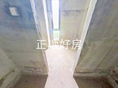 卫生间-Q8e9cZot-0.jpg