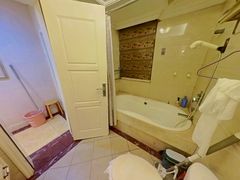卫生间-UWb7mO7j-0.jpg