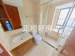 卫生间-UfMiKZlH-0.jpg