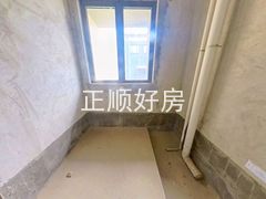 卫生间-gH89IusZ-0.jpg