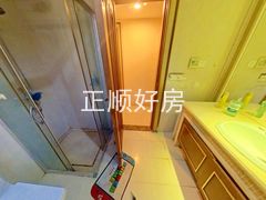 卫生间-r8JlBRrX-0.jpg