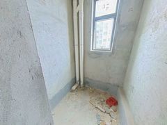 卫生间-upZO34Pi-0.jpg