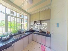 厨房