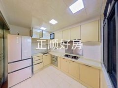 厨房