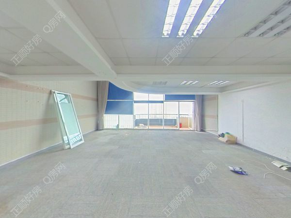 客厅