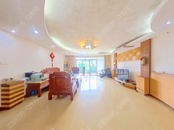 VR看房
