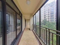 阳台-D1V3f3KZ-0.jpg