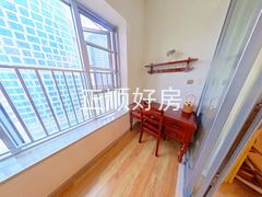 阳台-HnHsaTqn-0.jpg