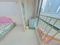 阳台-XczOaiOn-0.jpg