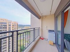 阳台-cE0T4zuY-0.jpg