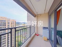阳台-cE0T4zuY-0.jpg