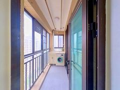 阳台-nX35ZuI5-0.jpg