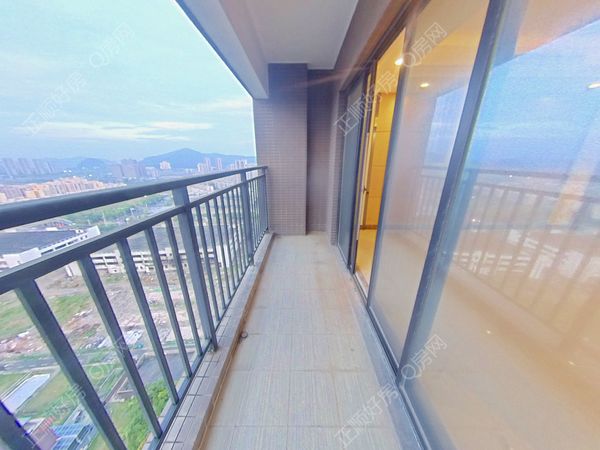 阳台-r8jFTX6e-0.jpg