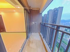 阳台-tskqD2io-0.jpg
