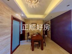 餐厅-SzYHRUmt-0.jpg
