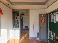 house_img