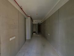 house_img