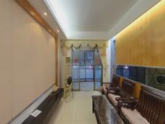 house_img