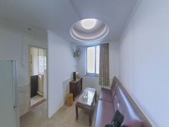 house_img