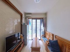 house_img