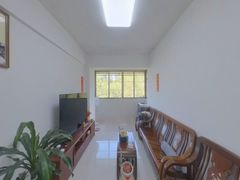 house_img
