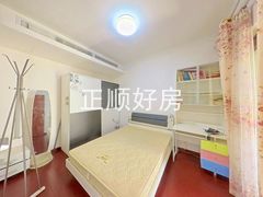 卧室-12zUQmwR-0.jpg