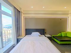 卧室-6f2irWEE-0.jpg