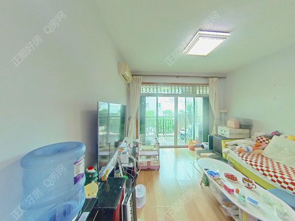 客厅