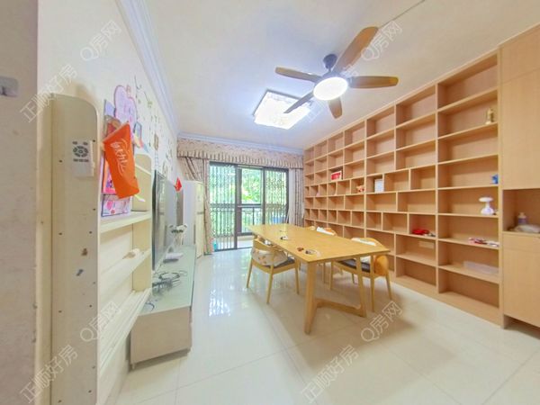 客厅