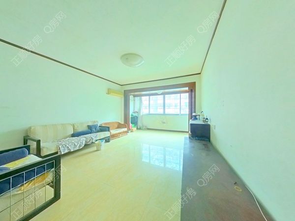 客厅