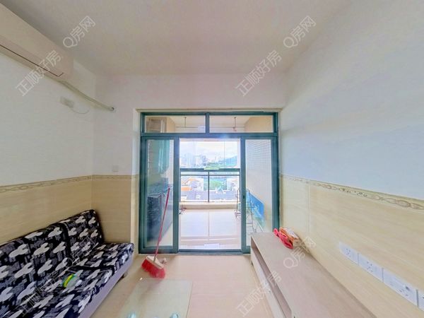 客厅
