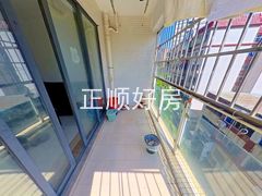 阳台-dQt7SdIV-0.jpg