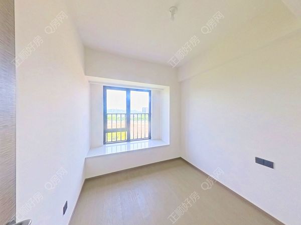 正顺好房 - 金湾 华发金湾府 143㎡ 4房2厅 南北通,总价310.00万 面积143.00平方 建筑年代2025年