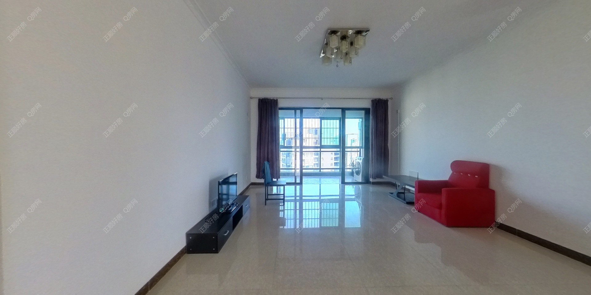 老香洲大型高端小区，电梯高层精装4房，南北通透观山看海