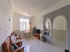house_img