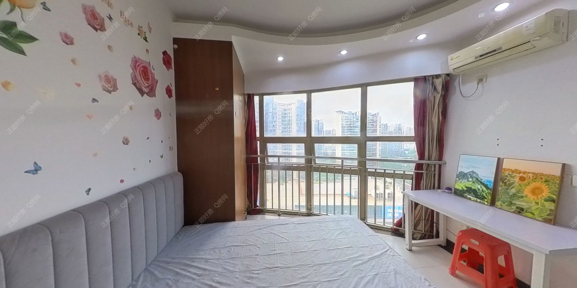 沃尔玛对面，精装单身公寓，家私家电齐全，拎包入住