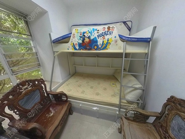 卧室